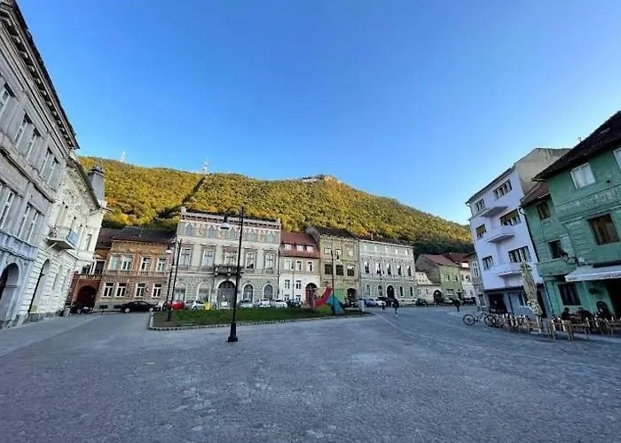 Piata Sfatului Pietonal Apartment